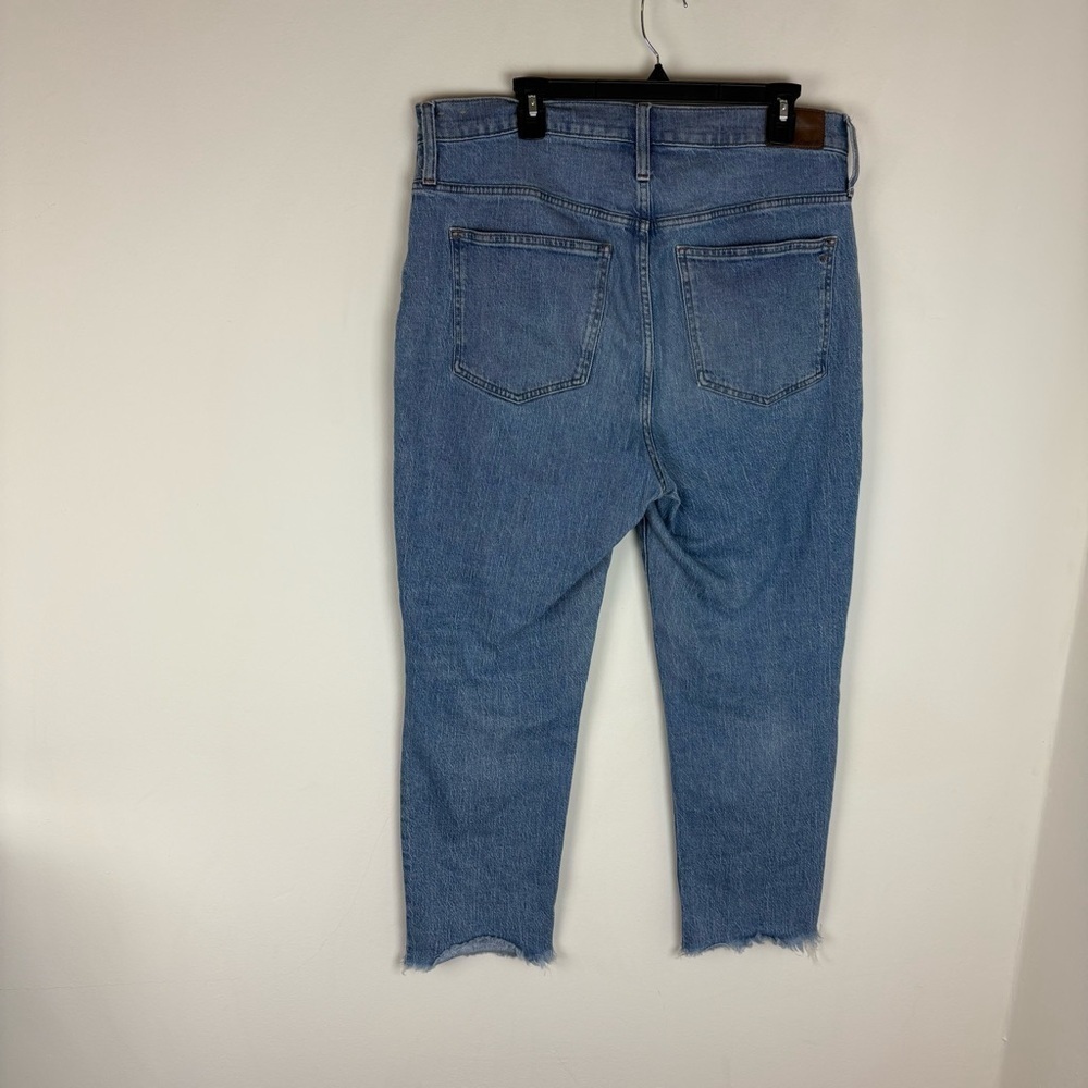 Madewell The Perfect Vintage Jean with Raw Hem Size 33 - Picture 3 of 7